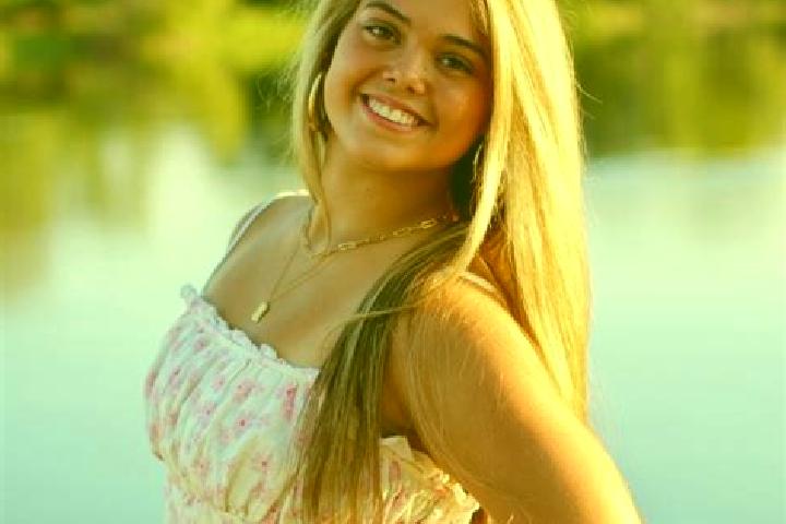Riley, 23 — Escort in Powhatan Point, United States