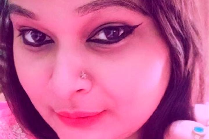 Riley, 23 — Escort in Satkania, Bangladesh