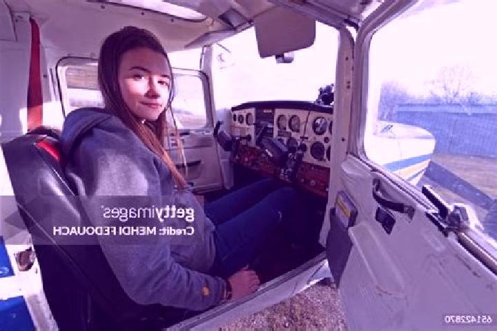 Riley, 23 — Escort in Yvrac, France