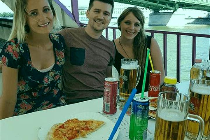 Riley, 23 — Escort in Zuglo, Hungary