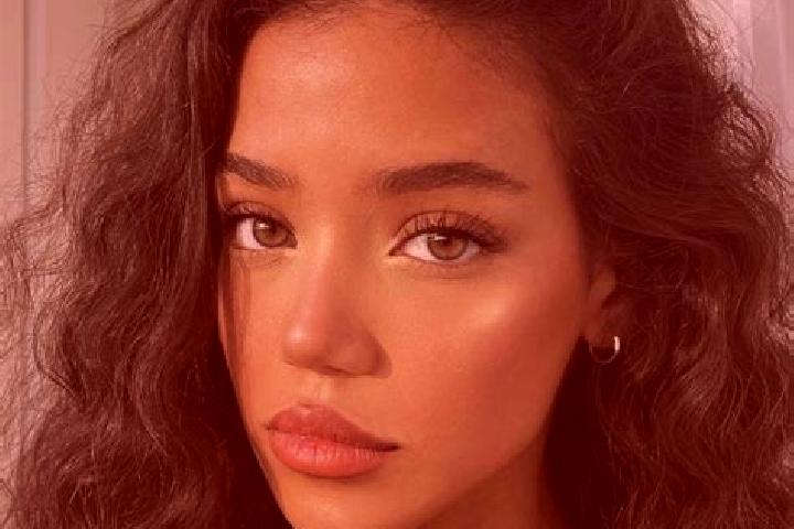Riley, 24, a black brown-eyed mediterranean companion based in Tegalasih. Offering Fetish, Striptease, Duos, Girlfriend Experience. Available for incall and ...