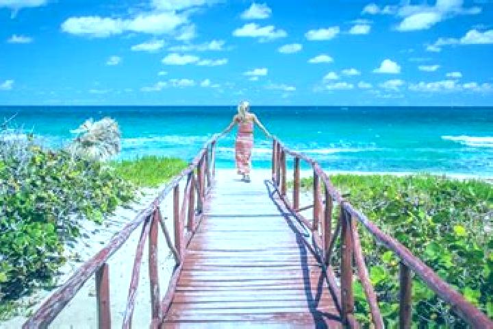 Riley, 24, a blonde grey-eyed caribbean companion based in Cubal do Lumbo. Offering Deep French Kissing, Travel Companion, Domination. Available for incall a...