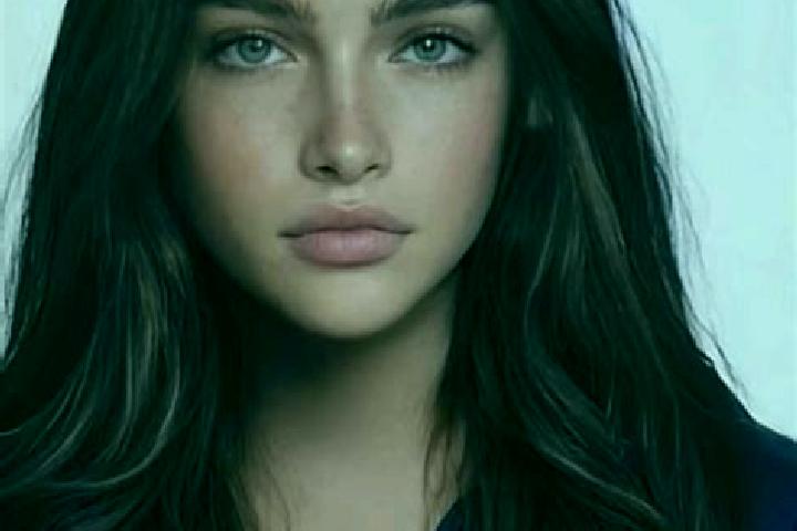Riley, 24, a brunette amber-eyed caucasian companion based in Licusati. Offering Couples, Domination, Roleplay. Available for incall and outcall, day and eve...