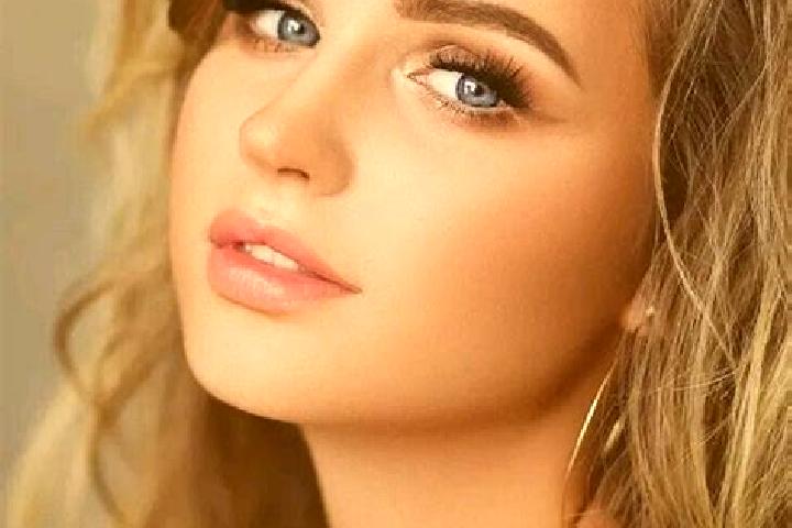 Riley, 24, a dark blonde blue-eyed caribbean companion based in San Martin. Offering Striptease, Couples, Girlfriend Experience, OWO, GFE. Available for inca...