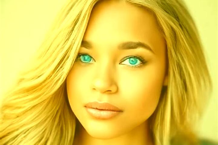 Riley, 24, a dark blonde blue-eyed latina companion based in Hvozdnica. Offering Duos, Prostate Massage, BDSM. Available for incall and outcall, overnight bo...