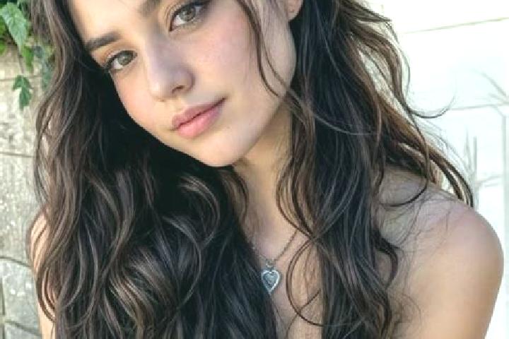Riley, 24, a red hazel-eyed middle eastern companion based in Sercaia. Offering 69, Fetish, Party Girl, BDSM, Couples. Available for incall and outcall, over...