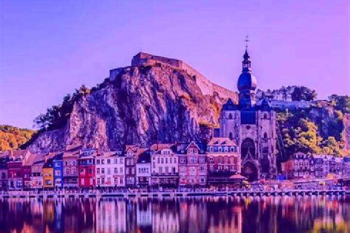 Riley, 24 — Escort in Bossuit, Belgium