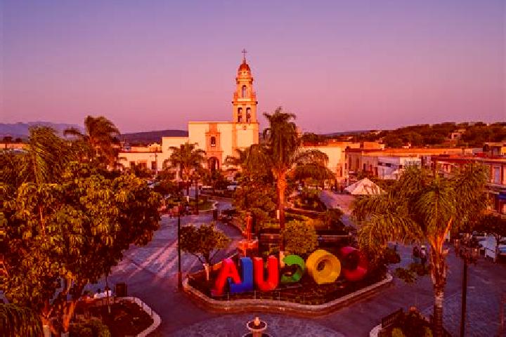 Riley, 24 — Escort in Cocula, Mexico