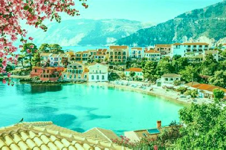 Riley, 24 — Escort in Gallikos, Greece