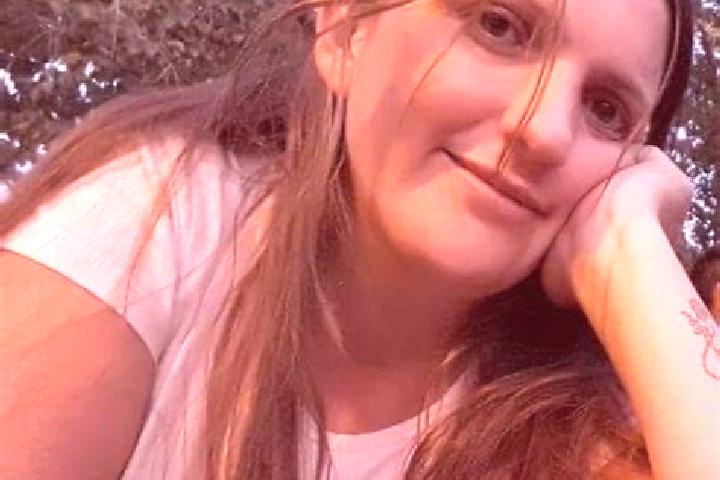 Riley, 24 — Escort in Hijes, Spain