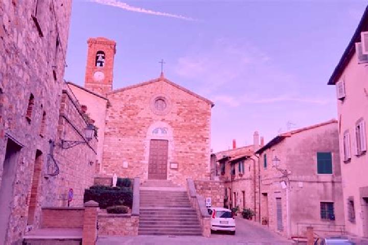 Riley, 24 — Escort in Monteverdi Marittimo, Italy