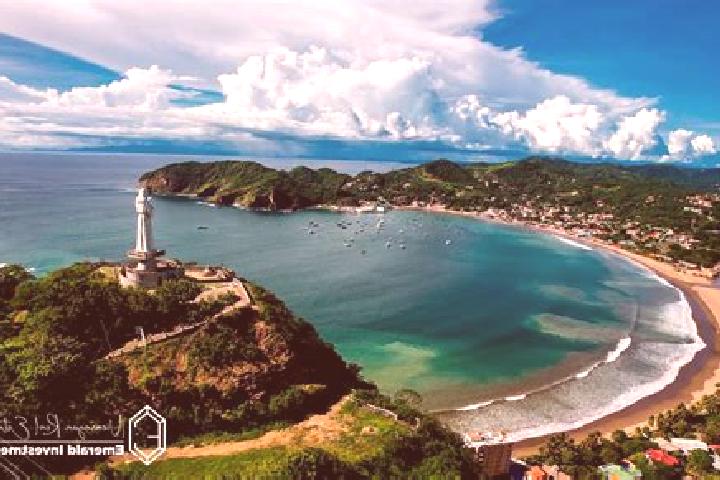 Riley, 24 — Escort in San Juan del Tejal, Panama