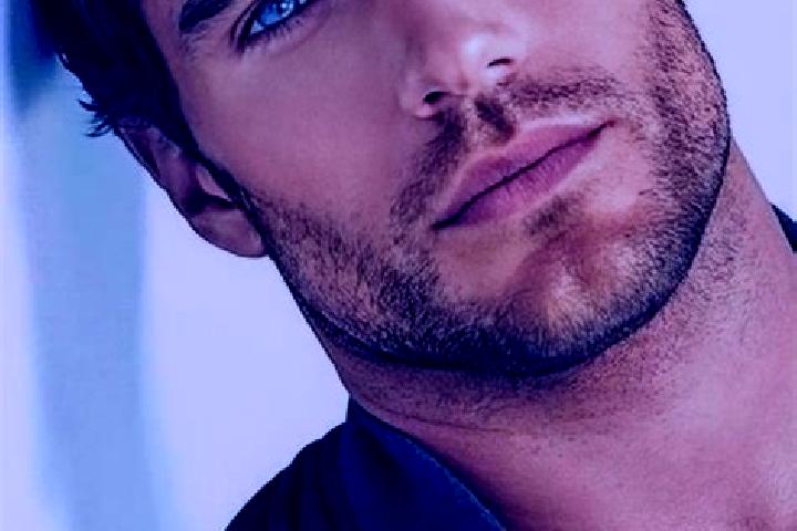 Riley, 25, a black blue-eyed indian companion based in Douandrou. Offering OWO, Dinner Date. Available for incall and outcall, day and evening dates.