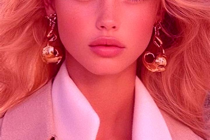 Riley, 25, a blonde brown-eyed caribbean companion based in Villes-sur-Auzon. Offering Prostate Massage, 69, Erotic Massage, OWO. Available for incall and ou...