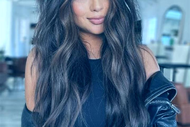Riley, 25, a brunette dark-eyed ebony companion based in Denggang. Offering Dinner Date, BDSM, 69. Available for incall and outcall, day and evening dates.
