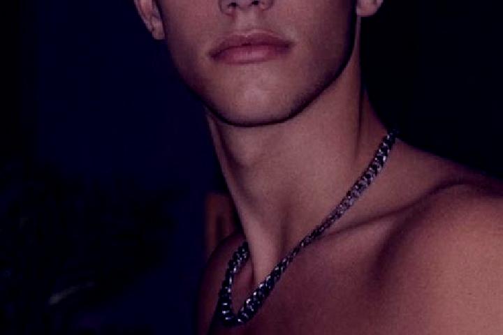 Riley, 25, a brunette grey-eyed caribbean companion based in San Faustino. Offering Duos, Deep French Kissing, Prostate Massage, OWO, Girlfriend Experience. ...