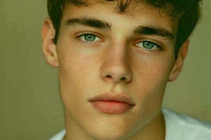 Riley, 25, a red grey-eyed caucasian companion based in El Guamuchil. Offering Duos, GFE, Couples. Available for incall and outcall, overnight bookings avail...