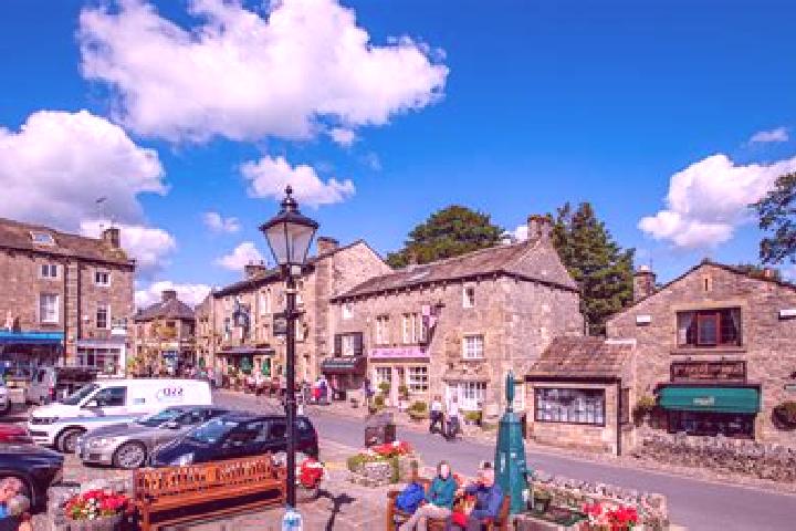 Riley, 25 — Escort in Grassington, United Kingdom