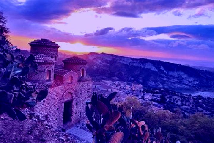 Riley, 25 — Escort in Melicucca, Italy