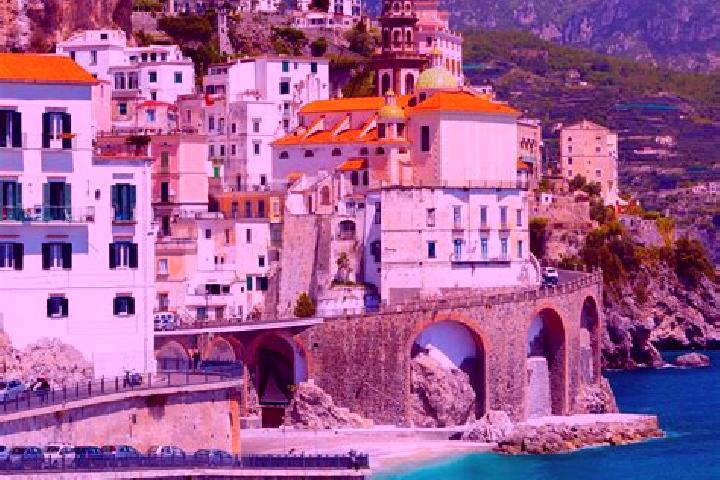 Riley, 25 — Escort in Pizzo, Italy