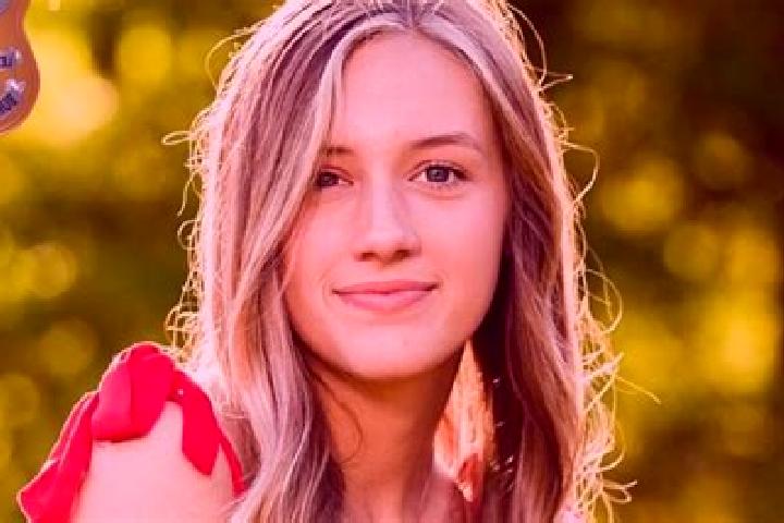 Riley, 25 — Escort in Remerton, United States