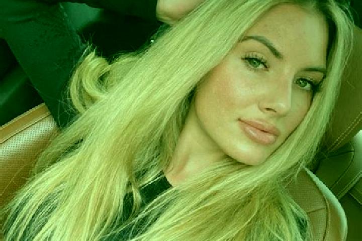 Riley, 25 — Escort in Roseville, United States