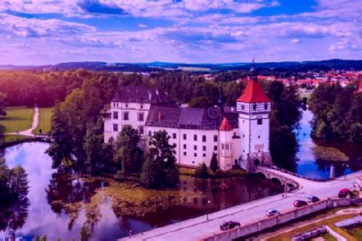 Riley, 25 — Escort in Strakonice, Czech Republic