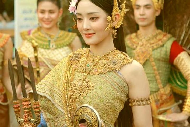 Riley, 25 — Escort in Tha Khanon, Thailand