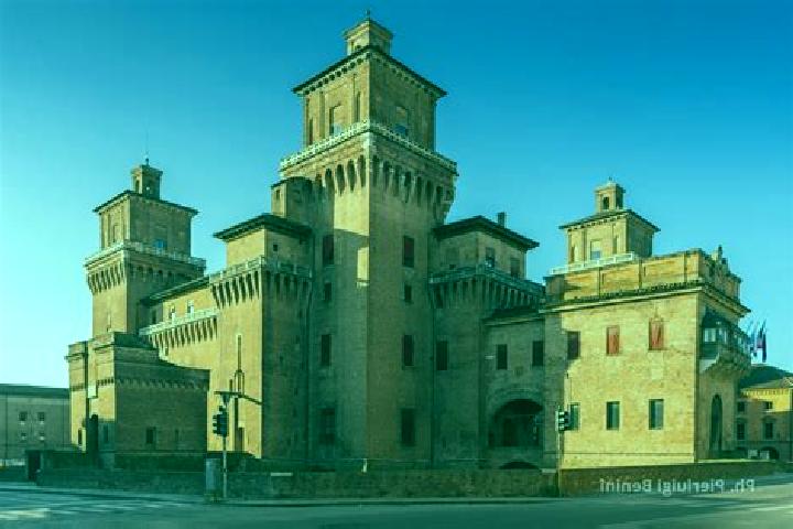 Riley, 25 — Escort in Villa Estense, Italy