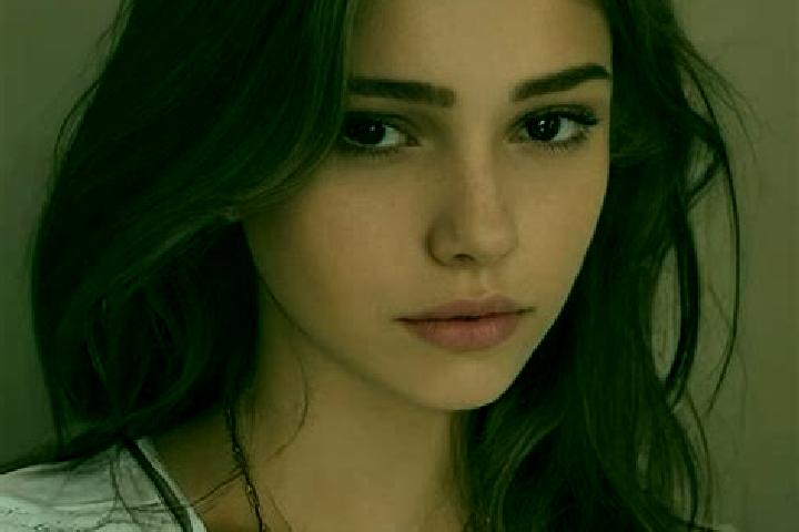Riley, 26, a chestnut grey-eyed slavic companion based in Ciudad Juarez. Offering A-Level, Tantra, GFE. Available for incall and outcall, overnight bookings ...