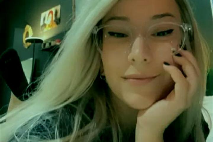 Riley, 26, a platinum blonde dark-eyed indian companion based in Saint-Ephrem-de-Beauce. Offering 69, Girlfriend Experience, GFE, Couples. Available for inca...