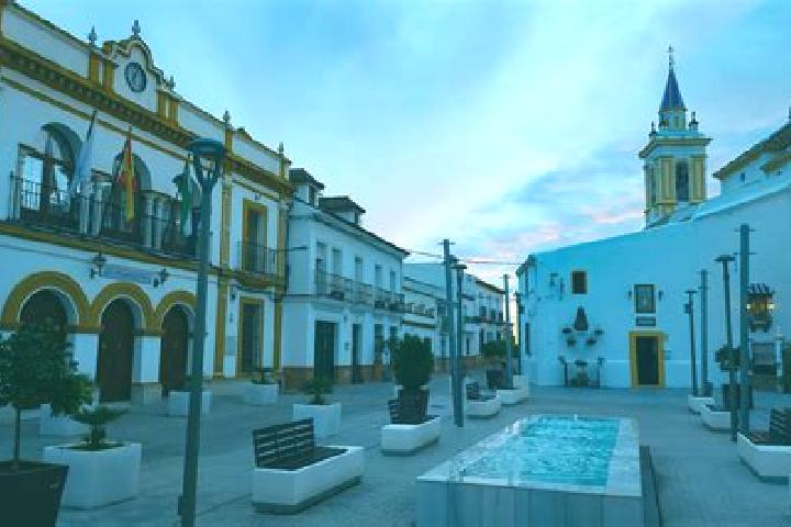 Riley, 26 — Escort in Huevar del Aljarafe, Spain