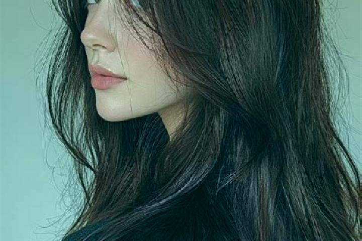 Riley, 27, a auburn brown-eyed asian companion based in Ubstadt-Weiher. Offering Striptease, Erotic Massage, Party Girl, Fetish. Available for incall and out...