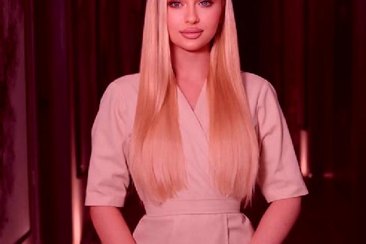 Riley, 27, a dark blonde dark-eyed caribbean companion based in Ostrovskoye. Offering Tantra, Erotic Massage, Massage, Fetish. Available for incall and outca...