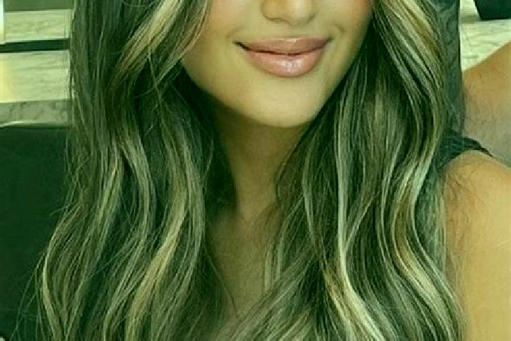 Riley, 27, a dark blonde dark-eyed indian companion based in Baisesti. Offering Massage, Prostate Massage, Striptease, Erotic Massage. Available for incall a...