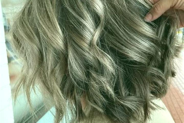 Riley, 27, a dark blonde grey-eyed indian companion based in Chigan. Offering Dinner Date, Massage. Available for incall and outcall, overnight bookings avai...