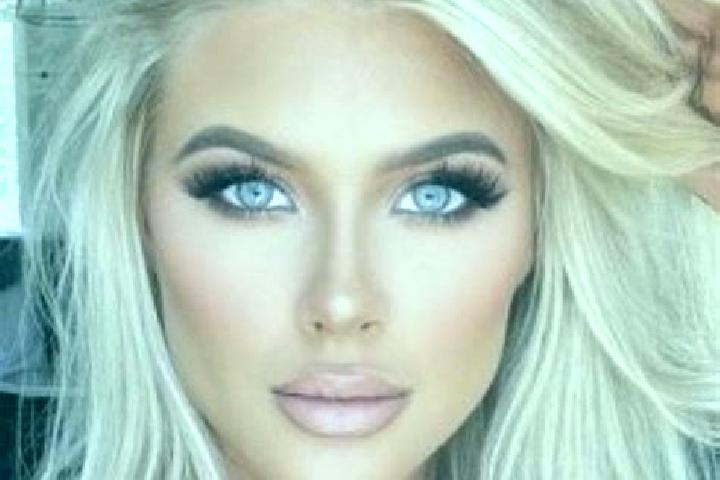 Riley, 27, a platinum blonde hazel-eyed ebony companion based in Garki. Offering GFE, A-Level, Erotic Massage, Roleplay. Available for incall and outcall, ov...