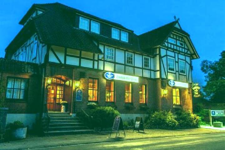 Riley, 27 — Escort in Ebstorf, Germany