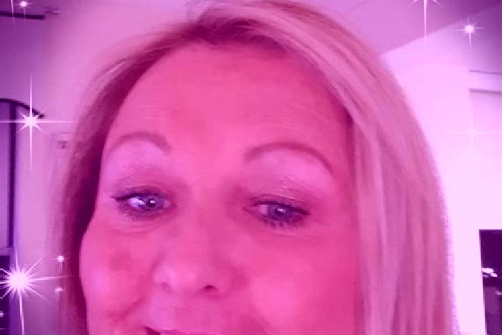 Riley, 27 — Escort in Gronant, United Kingdom