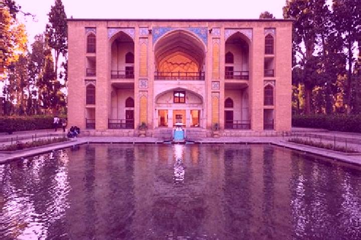 Riley, 27 — Escort in Kashan, Iran
