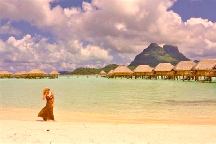 Riley, 27 — Escort in Otepa, French Polynesia