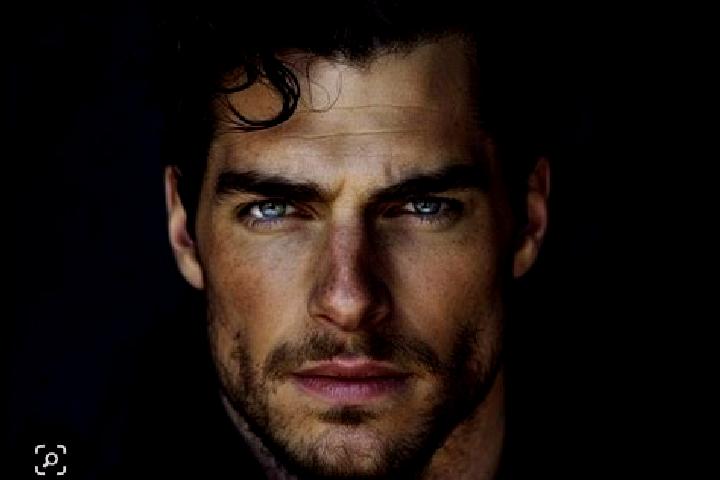 Riley, 28, a black dark-eyed mediterranean companion based in Starowa Gora. Offering Duos, OWO. Available for incall and outcall, day and evening dates.