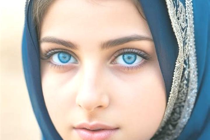 Riley, 28, a blonde blue-eyed middle eastern companion based in Ito. Offering Dinner Date, BDSM, Overnight, Tantra, Couples. Available for incall and outcall...