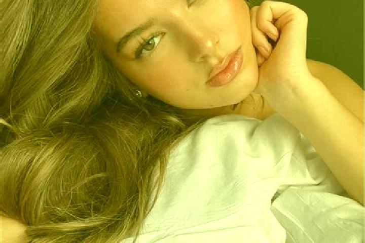 Riley, 28, a brunette hazel-eyed caucasian companion based in San Mateo Otzacatipan. Offering OWO, Couples, Duos. Available for incall and outcall, day and e...