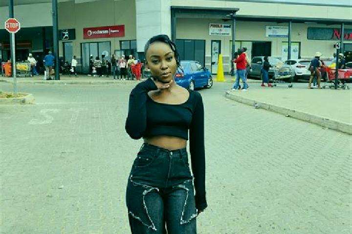 Riley, 28 — Escort in Kwaggafontein, South Africa