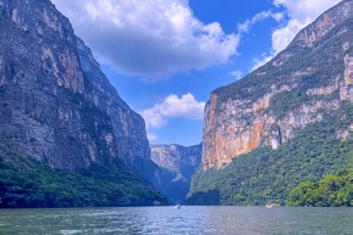 Riley, 28 — Escort in Mazapa, Mexico