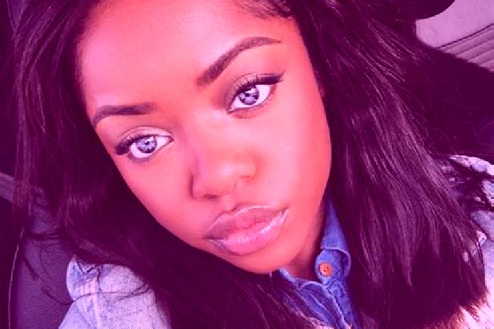 Riley, 29, a auburn blue-eyed ebony companion based in Nimpleu I. Offering A-Level, GFE. Available for incall and outcall, overnight bookings available.