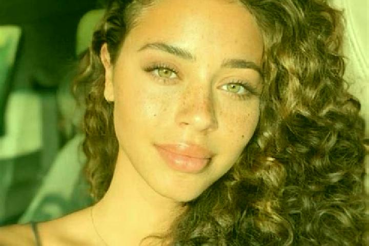 Riley, 29, a black hazel-eyed latina companion based in Haukiluoma. Offering Party Girl, Erotic Massage, Dinner Date, Roleplay. Available for incall and outc...