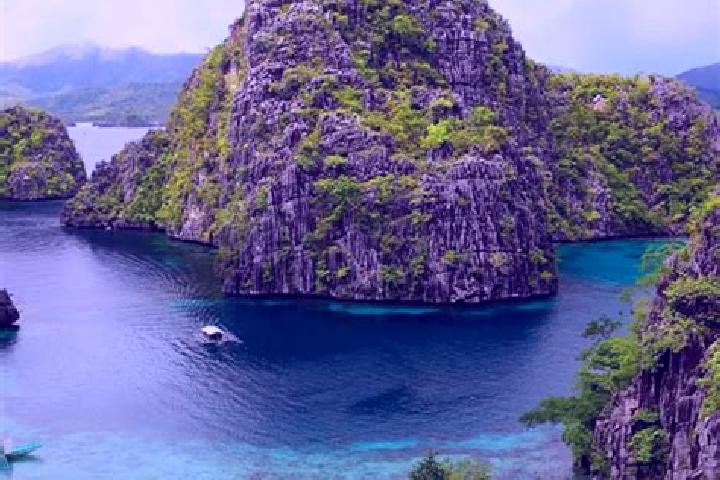 Riley, 29 — Escort in Accusilian, Philippines