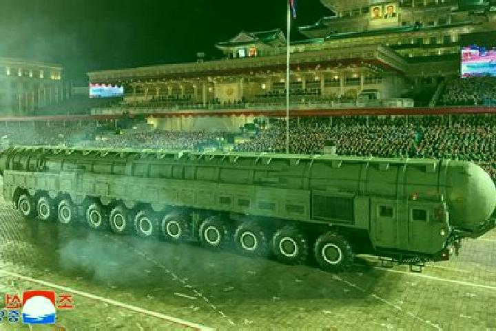 Riley, 29 — Escort in Hwasong, North Korea